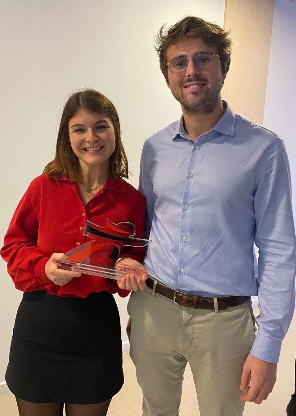 "Nous sommes très heureux d'annoncer que nous avons remporté hier le #Challenge #IA organisé par le Groupement Mousquetaires, dans la catégorie "Expérience Client", Thomas Brisson et Stéphanie Robieux, les fondateurs de de OOrion