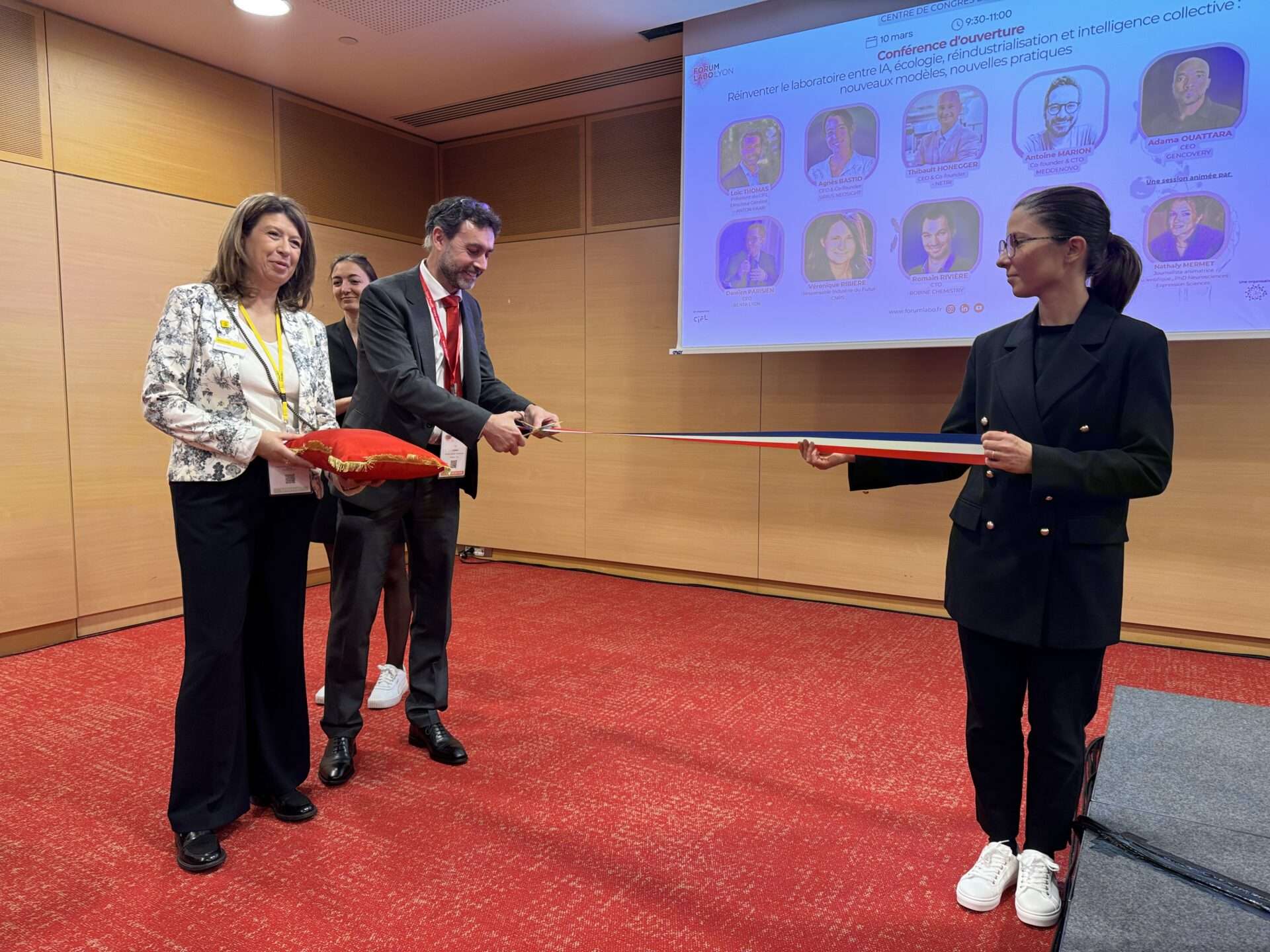 Forum LABO 2026 ouvre ses portes à Lyon et révèle une filière de 2,9 milliards d'euros en plein essor