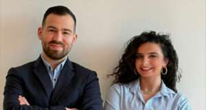 TAFF! lance son appli B2B pour sécuriser les remplacements d’urgence dans le nettoyage Enzo Pelardy et Marion Basma lancent l’appli TAFF! pour le nettoyage professionnel