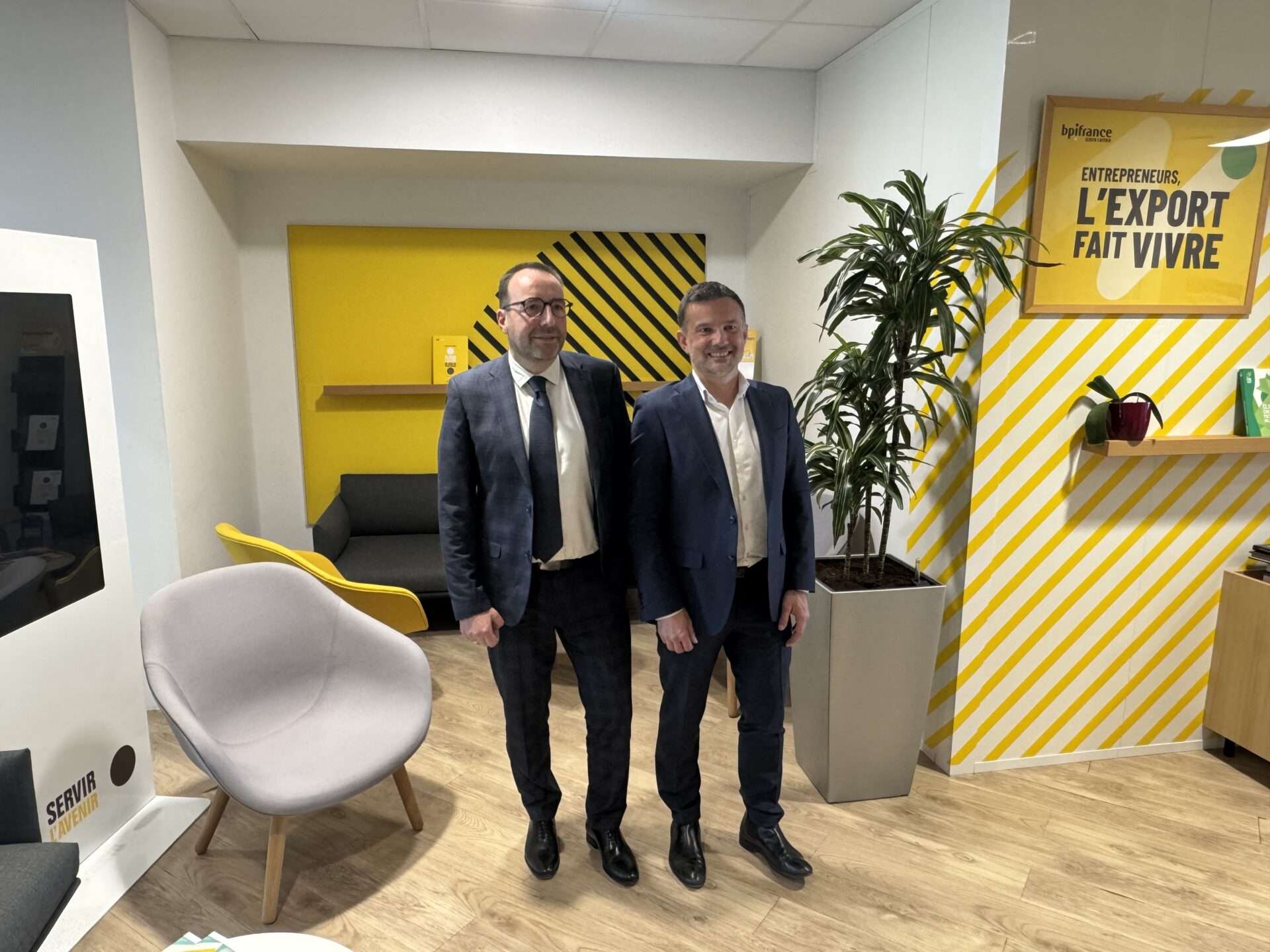 Yvan DEMARS, Directeur du réseau Auvergne-Rhône-Alpes,et Charles-Éric Baltoglu, Directeur régional présentent le bilan d’activité 2025 de Bpifrance Auvergne-Rhône-Alpes, ce 20 avril 2026 