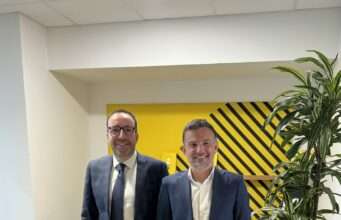 Bpifrance soutient 12 560 entreprises en Auvergne-Rhône-Alpes et révèle une économie à plusieurs vitesses Yvan Demars et Charles-Eric Baltoglu lors de la présentation du bilan d’activité 2025 de Bpifrance en Auvergne-Rhône-Alpes, à Lyon, le 20 avril 2026