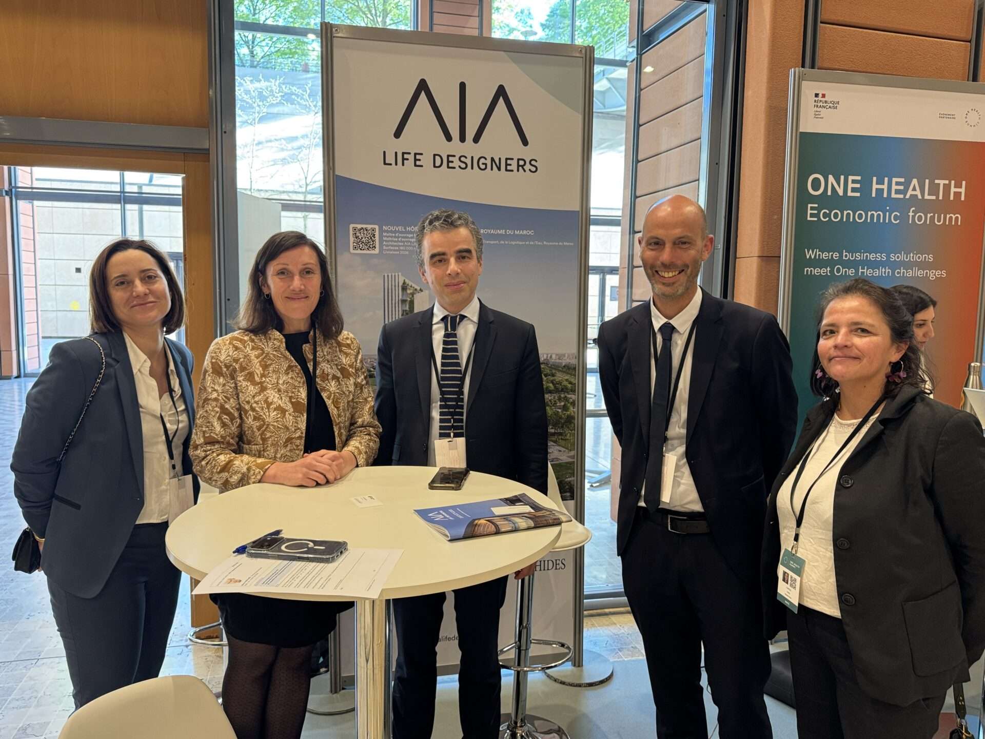 Rencontre entre Business France et AIA Life Designers au One Health Economic Forum de Lyon