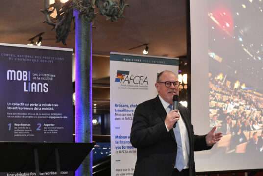 Patrick Poincelet quitte Mobilians au moment où le recyclage automobile entre dans une nouvelle phase économique Patrick Poincelet quitte Mobilians et laisse derrière lui une filière automobile transformée