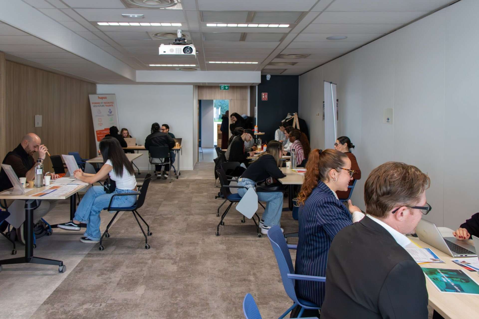 La CMA Lyon-Rhône et France Travail font de l'alternance une priorité avec un forum emploi ouvert à tous les profils