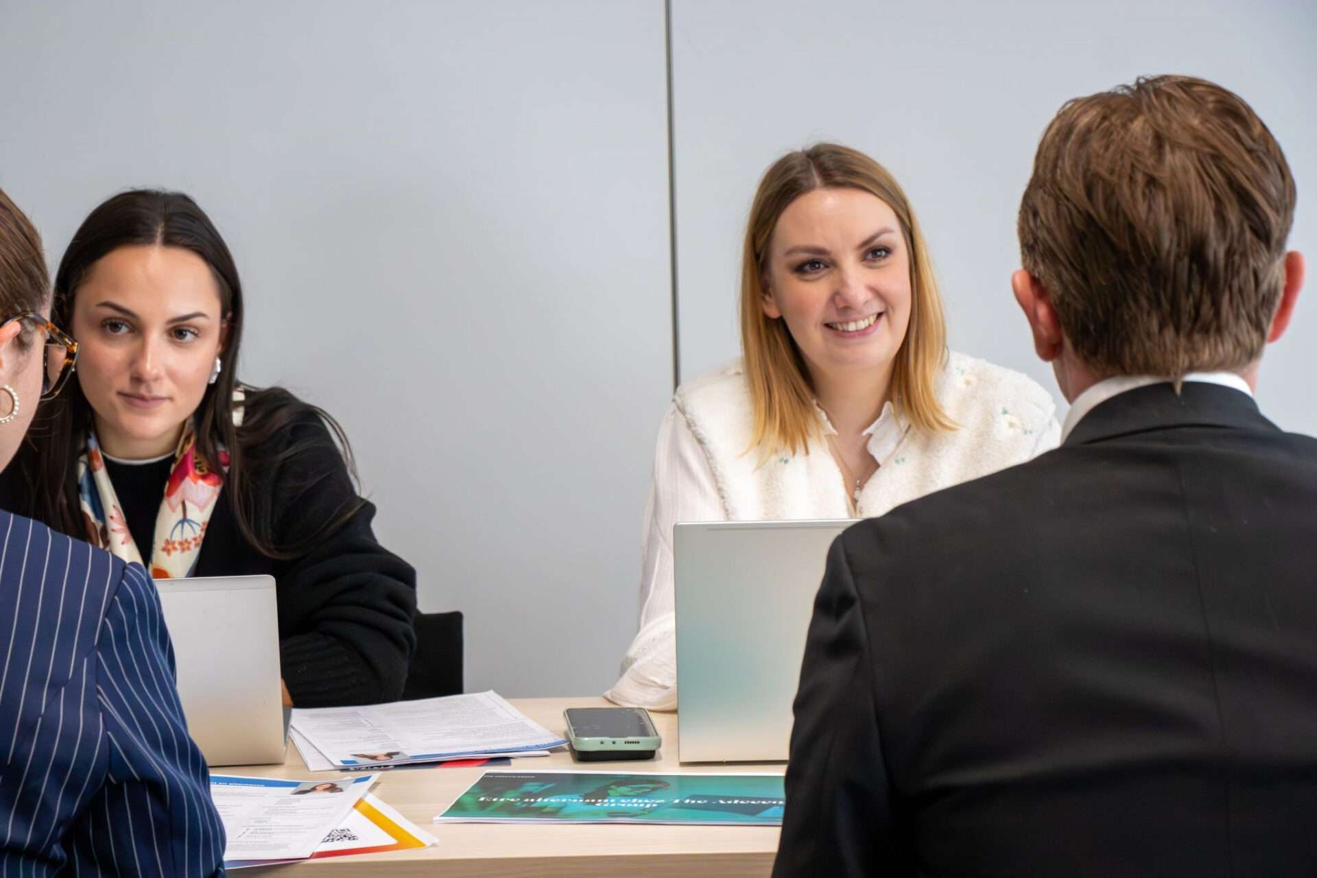 L’artisanat et l’alternance au cœur de l’emploi en Auvergne-Rhône-Alpes