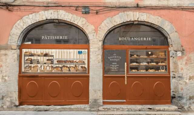 La Baguette Magique parie sur la magie pour bousculer les bars lyonnais-Crédit photo Clarissa Genzel