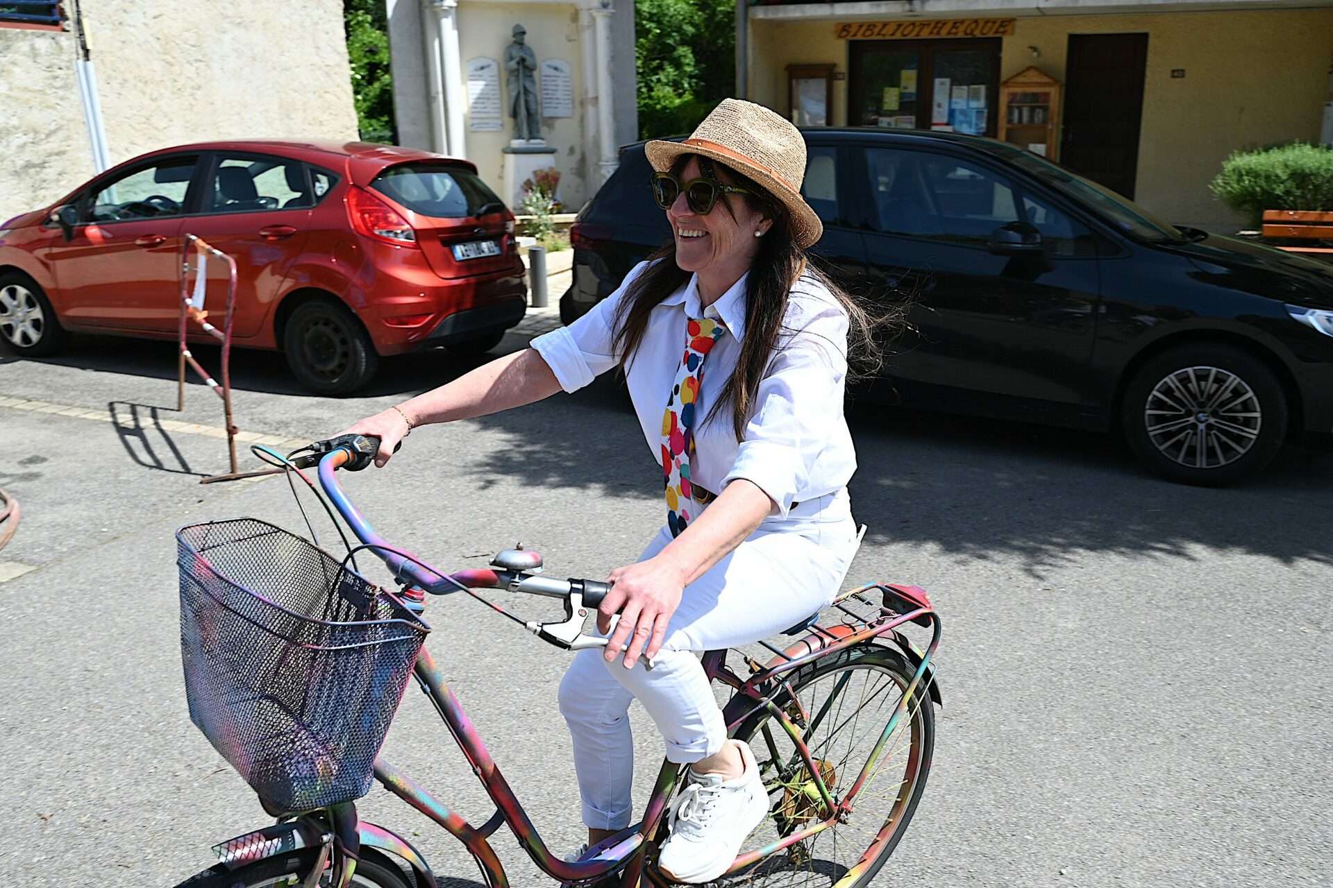 Derrière chaque création d'Emma Henriot, une femme qui observe, ressent et transforme