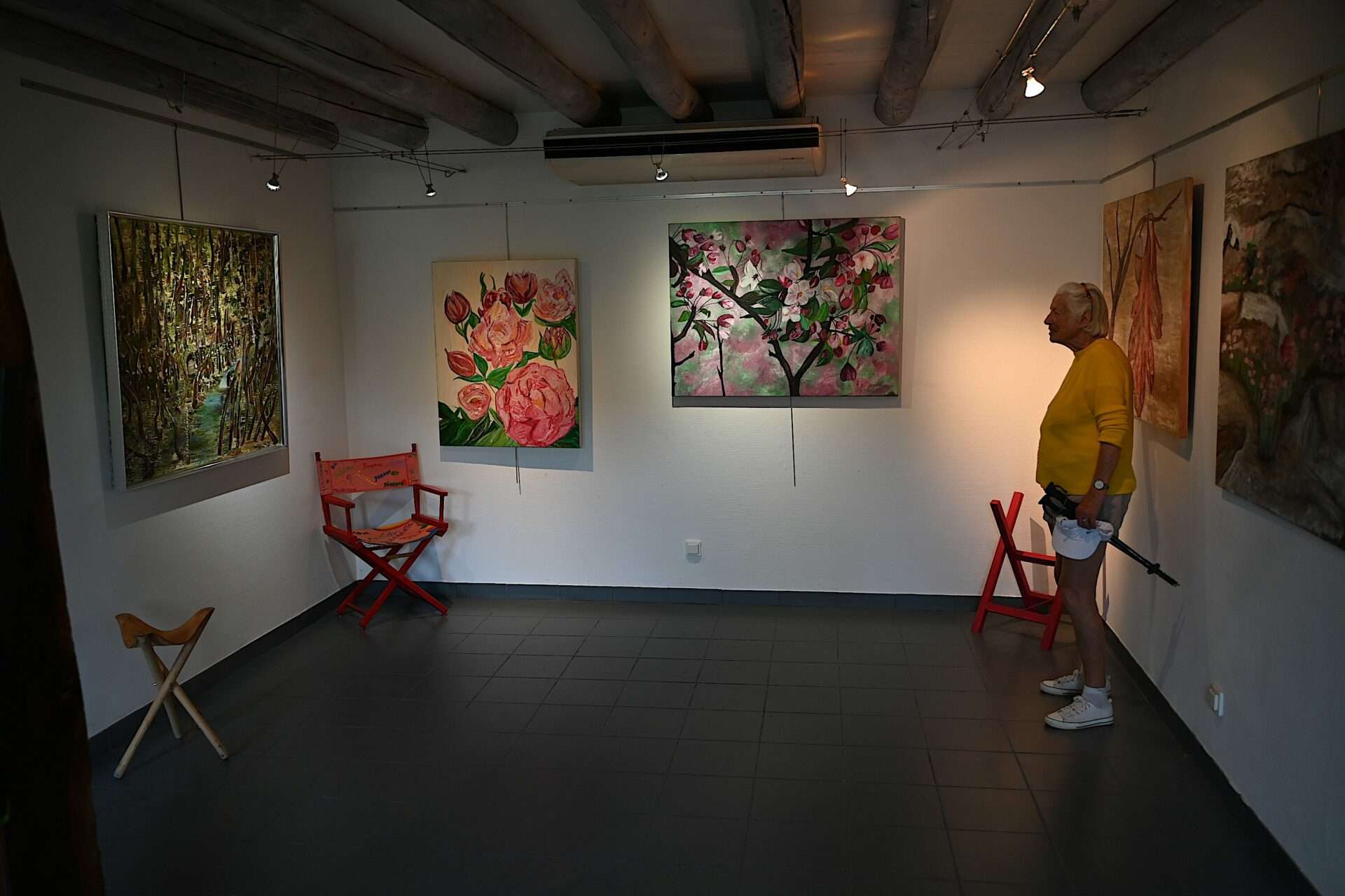 Les couleurs d'Emma Henriot parlent avant même qu'on lise le titre de l'œuvre