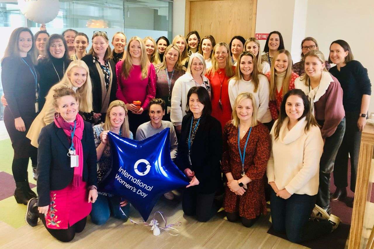 À l’occasion de la Journée internationale des droits des femmes en 2022, Audrey Duval rendait hommage aux femmes qui ont marqué son parcours, citant notamment sa mère, ses sœurs, ses enfants, tout en appelant à lutter contre les biais de genre dès l’enfance.
