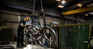 La Fabrique du Beau réunit artistes et industriels au cœur de l’économie régionale La Fabrique du Beau invite les entreprises industrielles à transformer leurs savoir-faire en œuvres d'art contemporaines