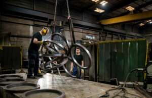 La Fabrique du Beau réunit artistes et industriels au cœur de l’économie régionale La Fabrique du Beau invite les entreprises industrielles à transformer leurs savoir-faire en œuvres d'art contemporaines