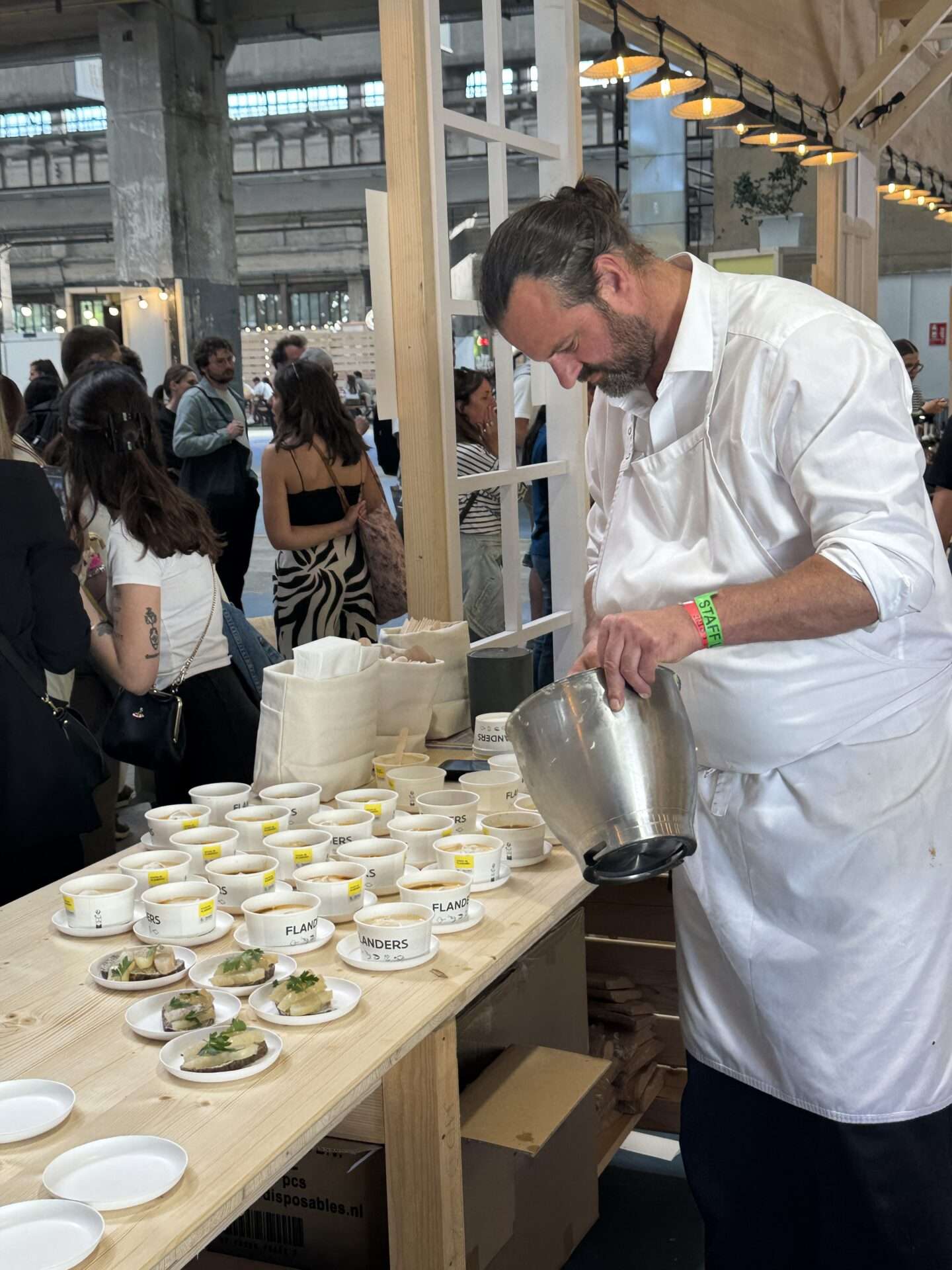 Willem Hiele et les meilleurs chefs flamands font découvrir leur cuisine au Lyon Street Food Festival.