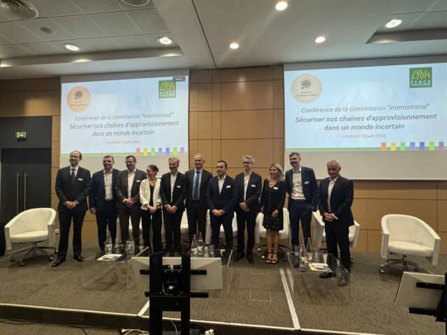Conférence de la commission “international” Sécuriser nos chaînes d'approvisionnement dans un monde incertain, organisé par Lyon Place Financière Conférence de la commission “international” Sécuriser nos chaînes d'approvisionnement dans un monde incertain, organisé par Lyon Place Financière