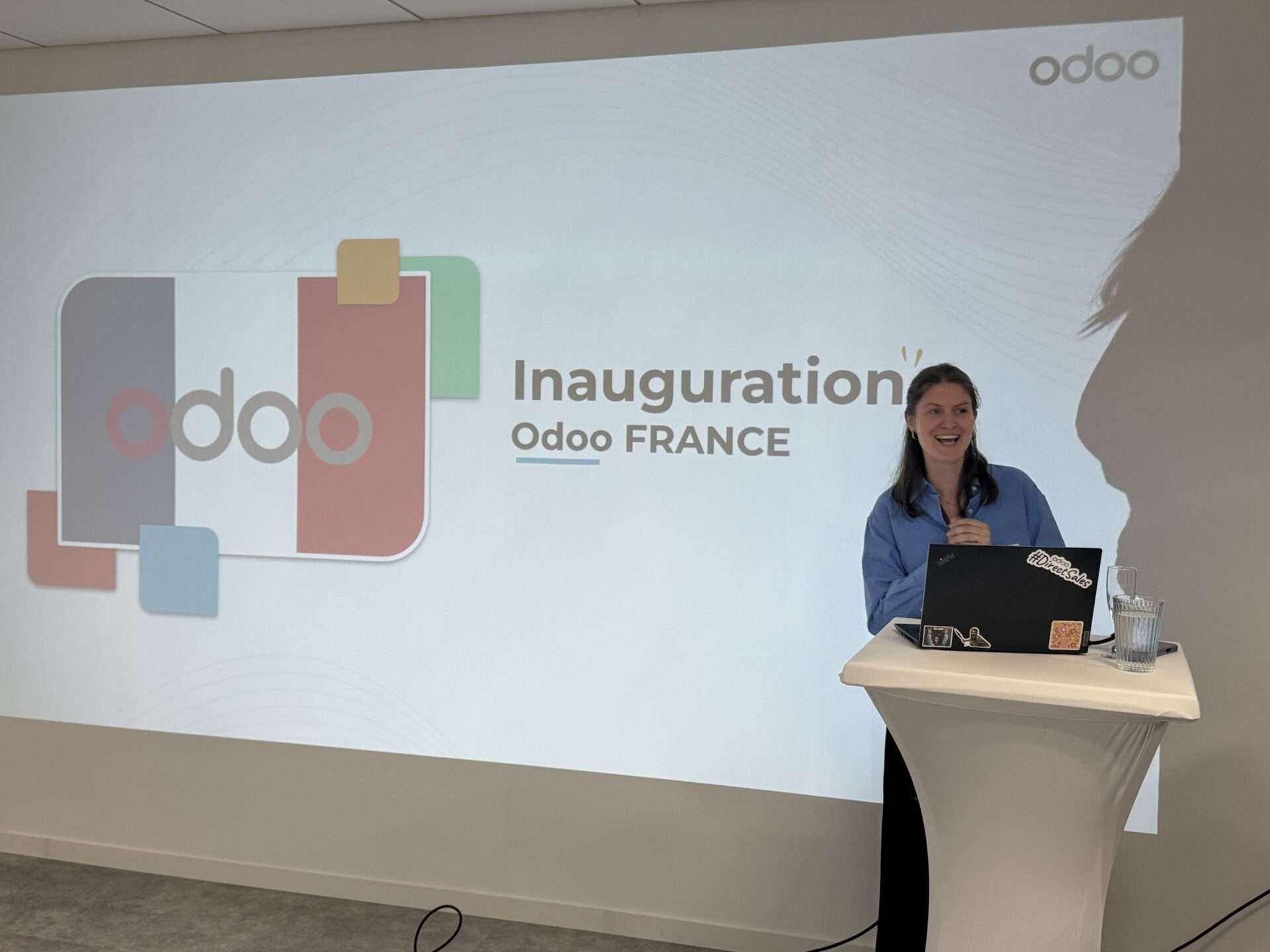 Odoo ouvre un bureau à Lyon pour les entreprises. Joséphine Vander Linden, Directrice Générale Odoo France prend la parole lors de son inauguration