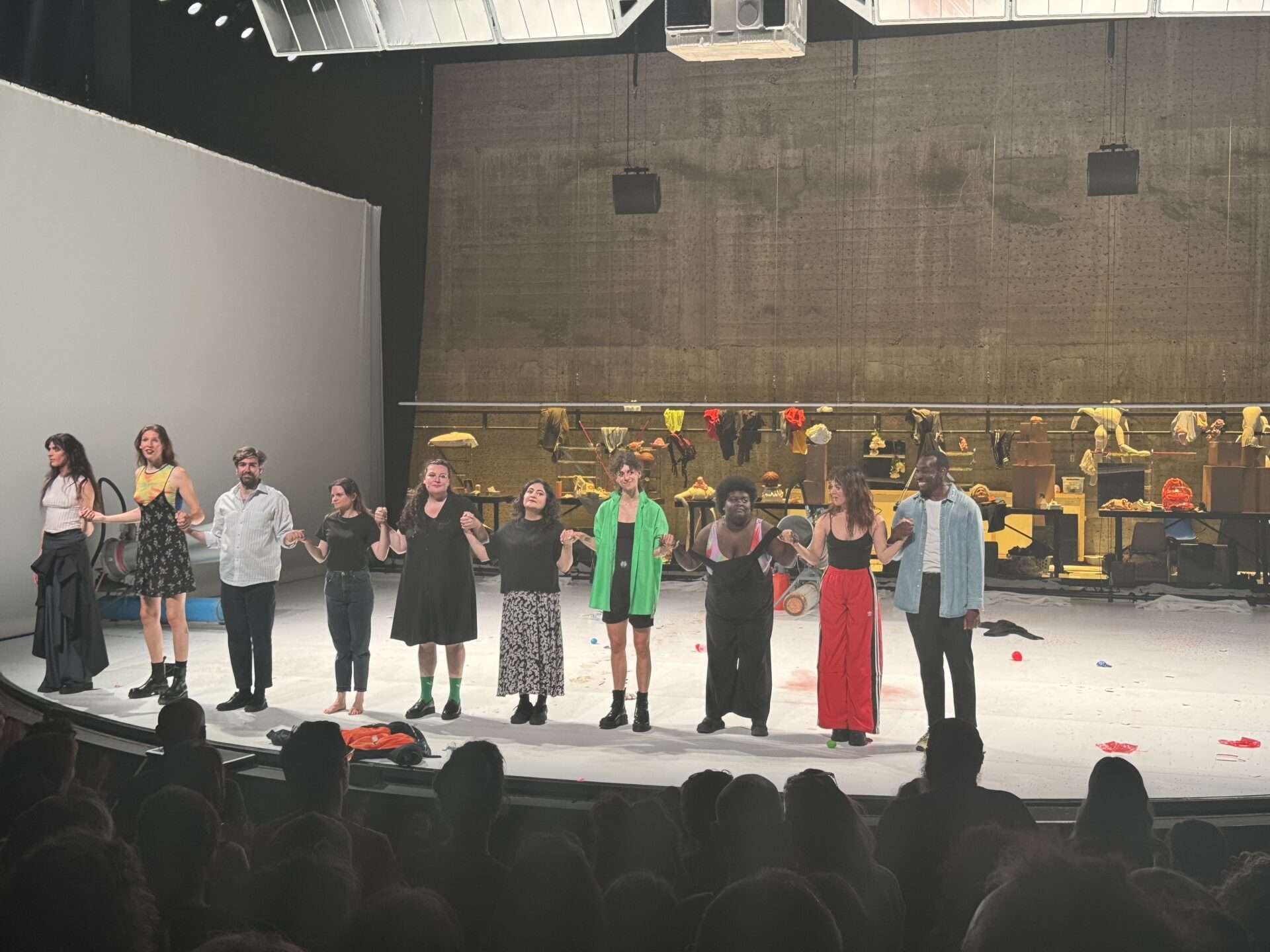 Honda Romance montre comment Vimala Pons fait dialoguer danse, théâtre et cirque