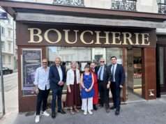 À Lyon 6, Benjamin et Alexandra reprennent B comme Boucherie sans en changer l’identité Gérald AVAKIAN, Christophe BERNOLLIN, Marie-Hélène MATHIEU, Alexandra avec Benjamin-Hugues Pierrain-Galliot, Didier LATAPIE, Samuel SOULIER