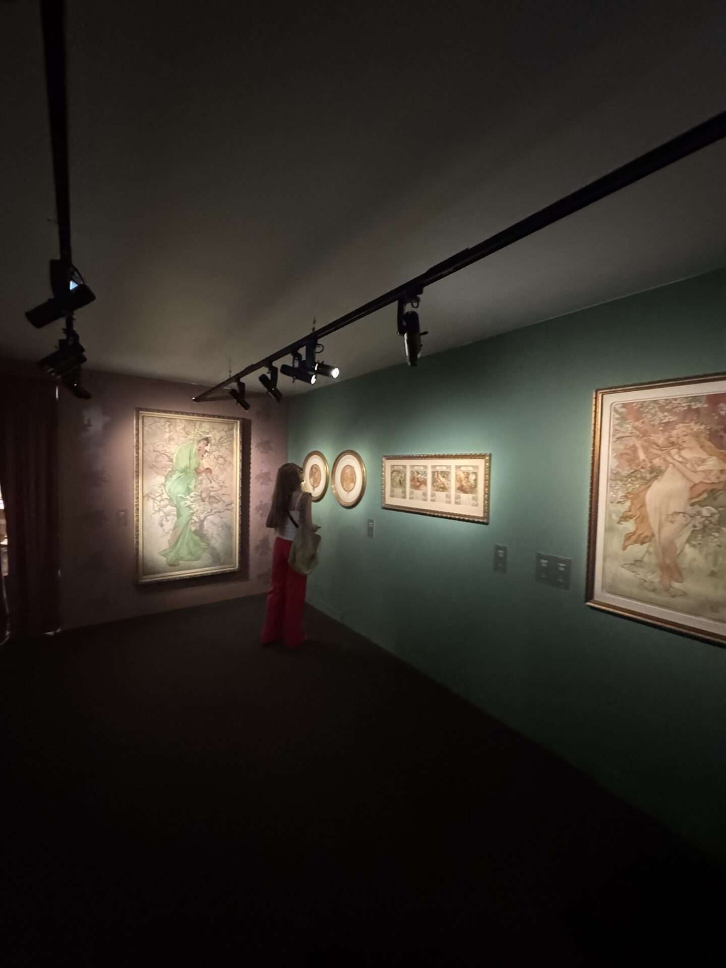 Pourquoi voir l’exposition Mucha à Lyon en 2026