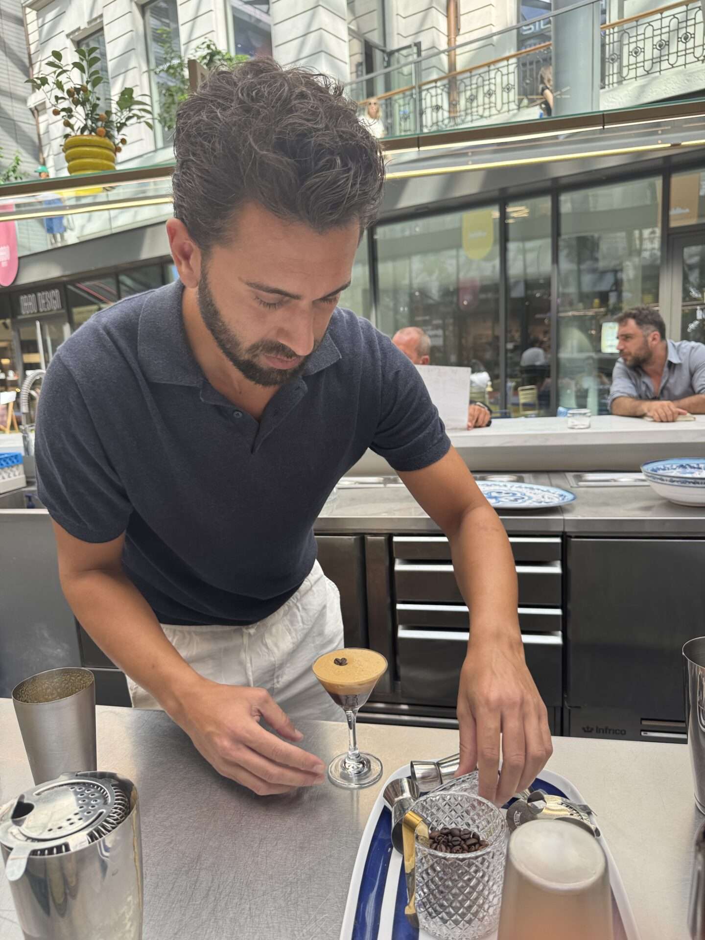 Bionda Caffè gagne ses habitués au Grand Hôtel-Dieu à Lyon