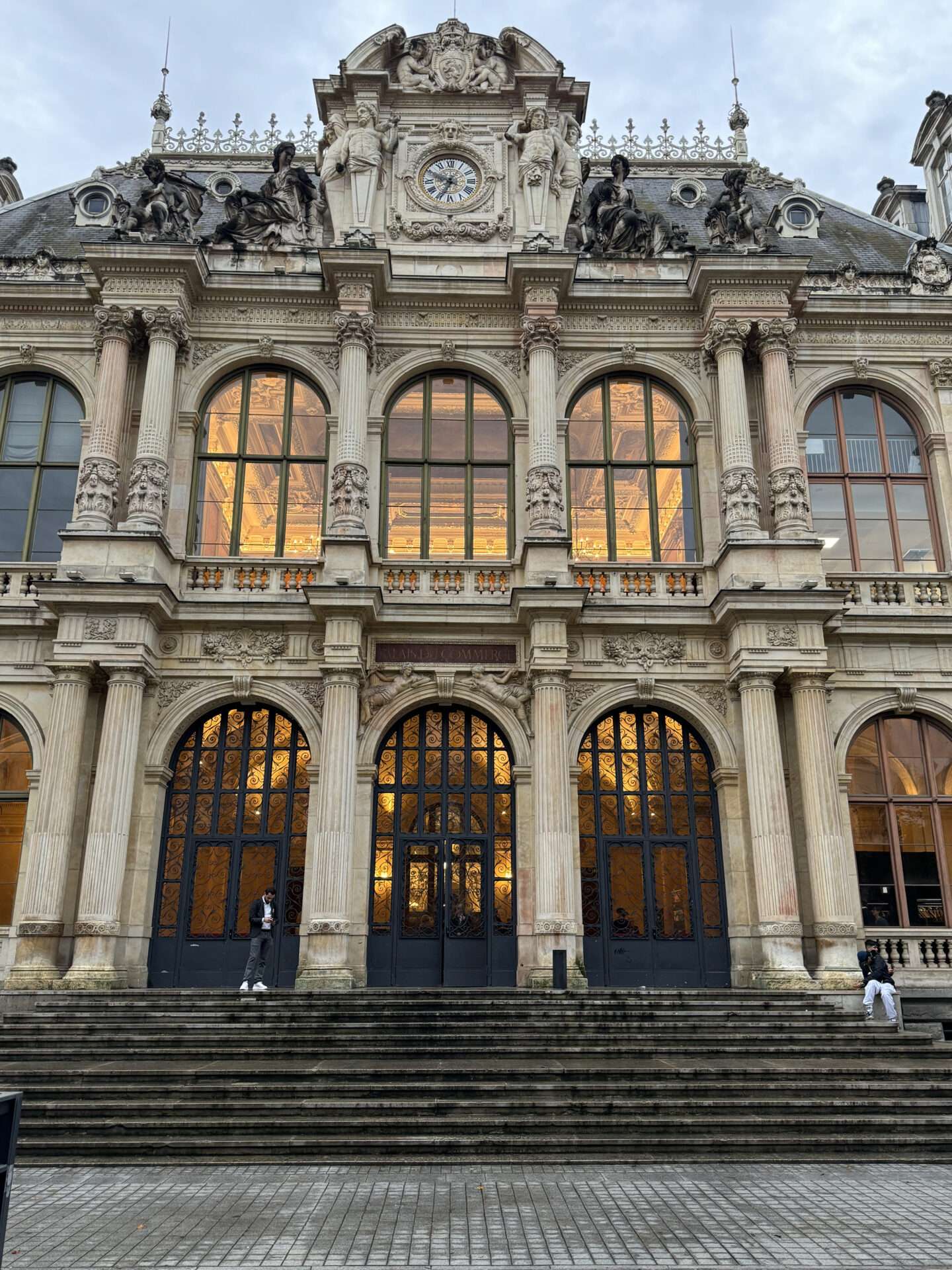 Entreprises sinistrées à Lyon, les aides financières disponibles