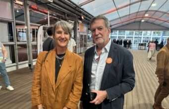 60 000 rebonds Auvergne-Rhône-Alpes lance CAP AURA 2029 Marc-Antoine Jacoud, président de 60 000 rebonds Auvergne-Rhône-Alpes, et Estelle Leclère, directrice régionale