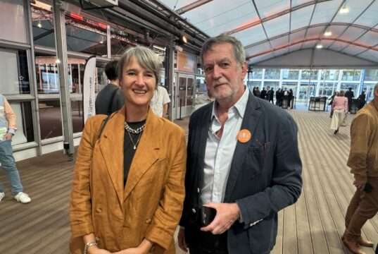 60 000 rebonds Auvergne-Rhône-Alpes lance CAP AURA 2029 Marc-Antoine Jacoud, président de 60 000 rebonds Auvergne-Rhône-Alpes, et Estelle Leclère, directrice régionale