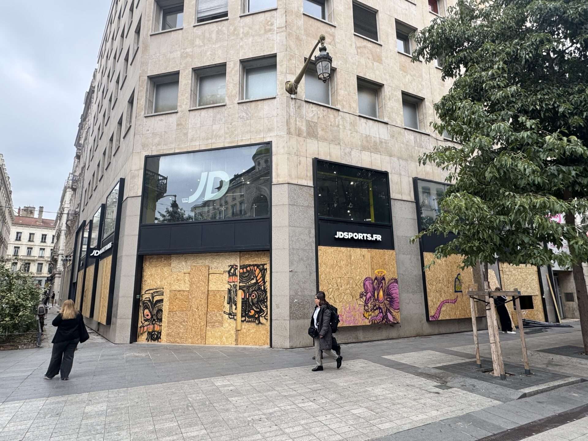 La protection des locaux devient un enjeu économique pour les commerçants