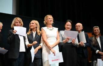 Le Festival Lumière ouvre sa 18e édition à Lyon et célèbre les grands classiques du cinéma Alexandra Lamy et les grands noms du cinéma applaudis à l’ouverture du Festival Lumière