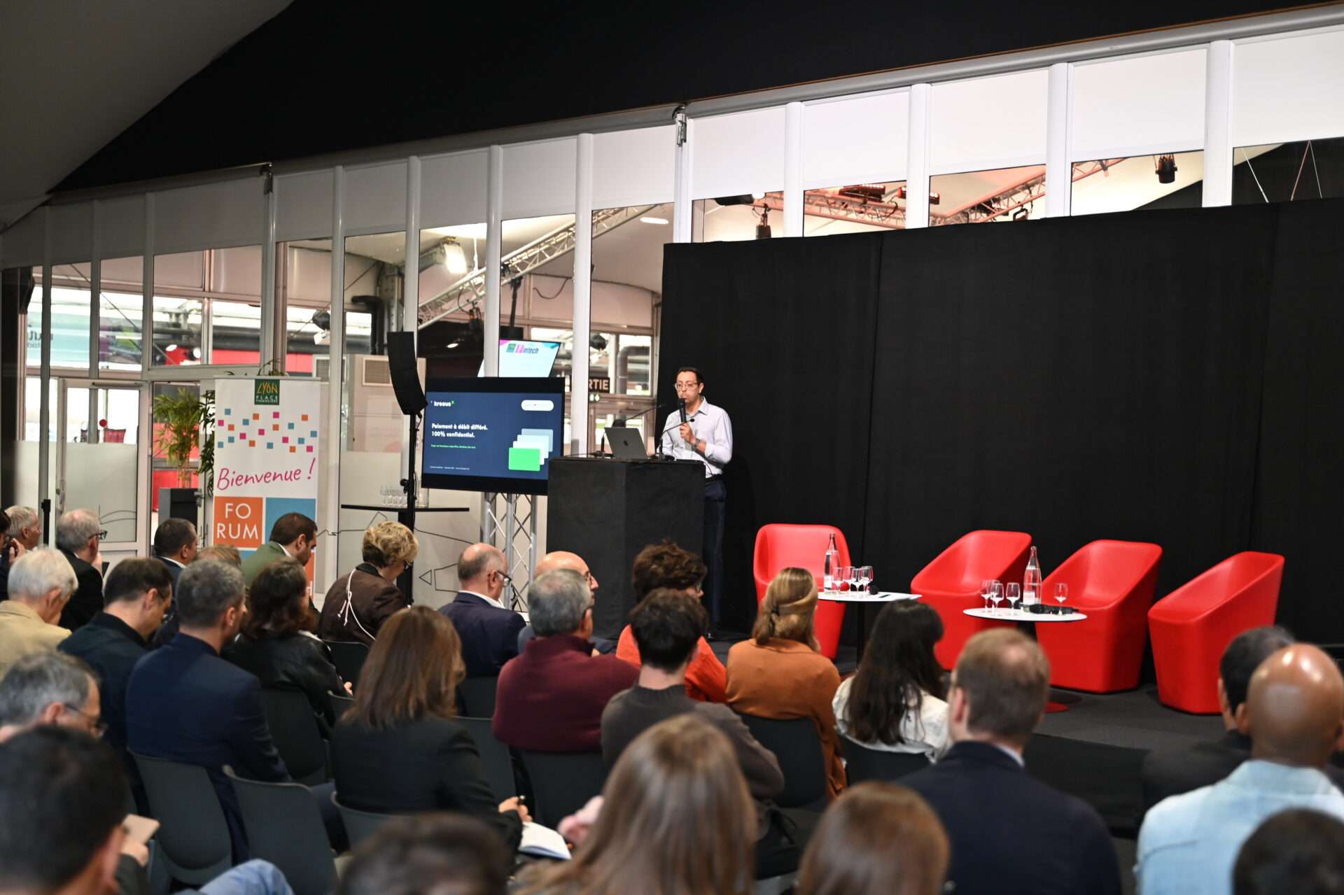 Haris Mebarki, cofondateur de Kresus, présente les solutions innovantes pour optimiser le financement du besoin en fonds de roulement des entreprises