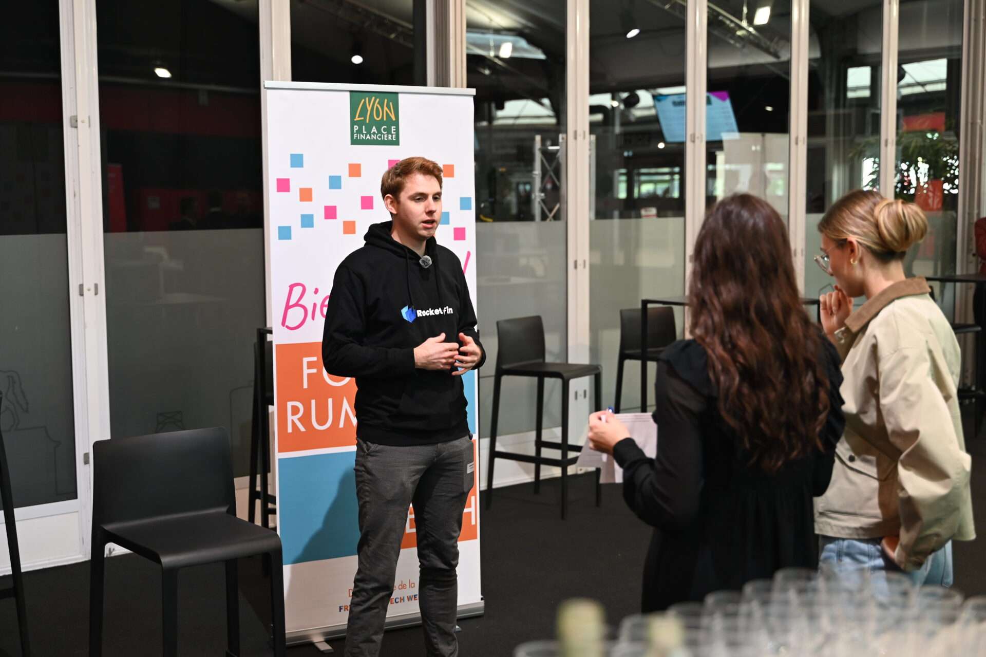 Benoît Harnois, cofondateur de RocketFin, présente une solution innovante de scoring financier B2B au Forum Fintech, au cœur de l’innovation financière française
