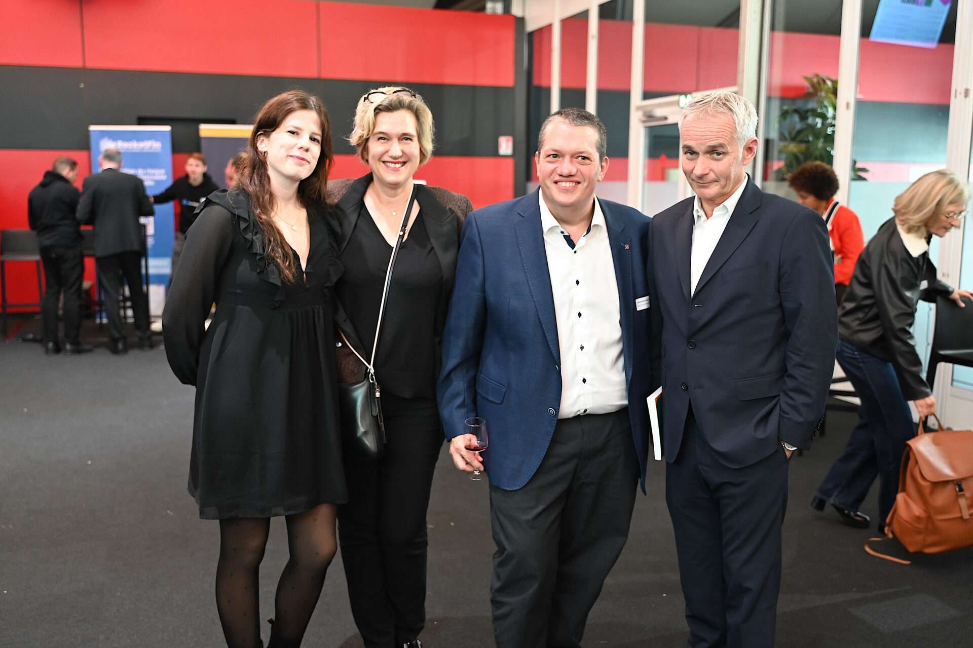 Aurélie Duchanois, Carine POTIN-GORBATTOFF, Frédéric DAMAISIN et Guirec Penhoat_team Lyon Place Financière